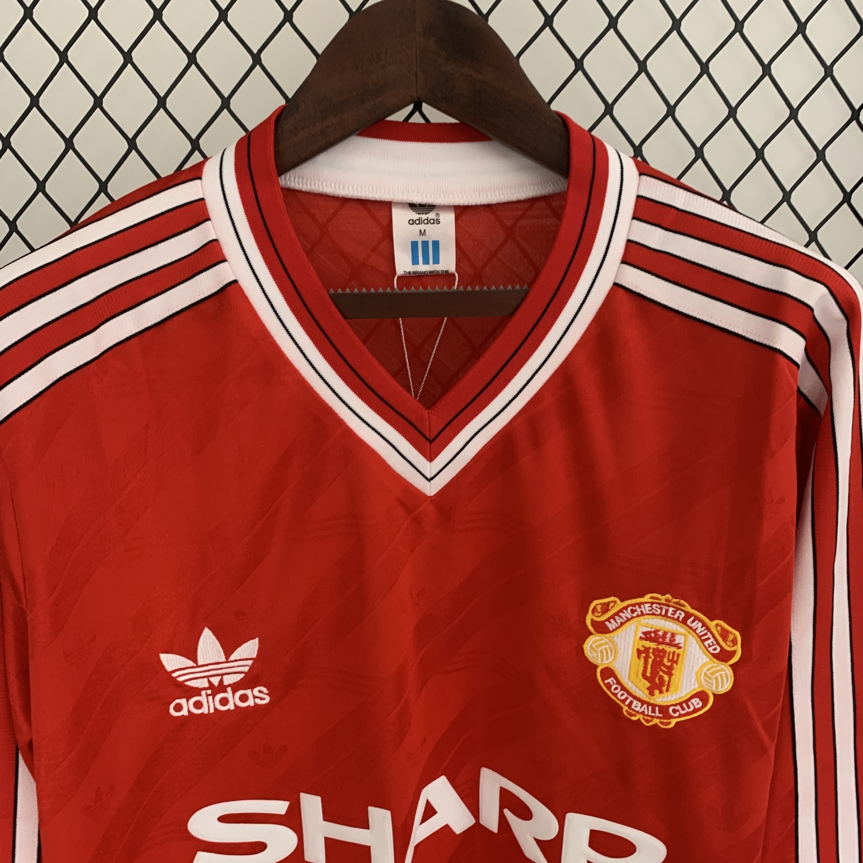 86/88 Manchester United home long sleeved retro football jersey