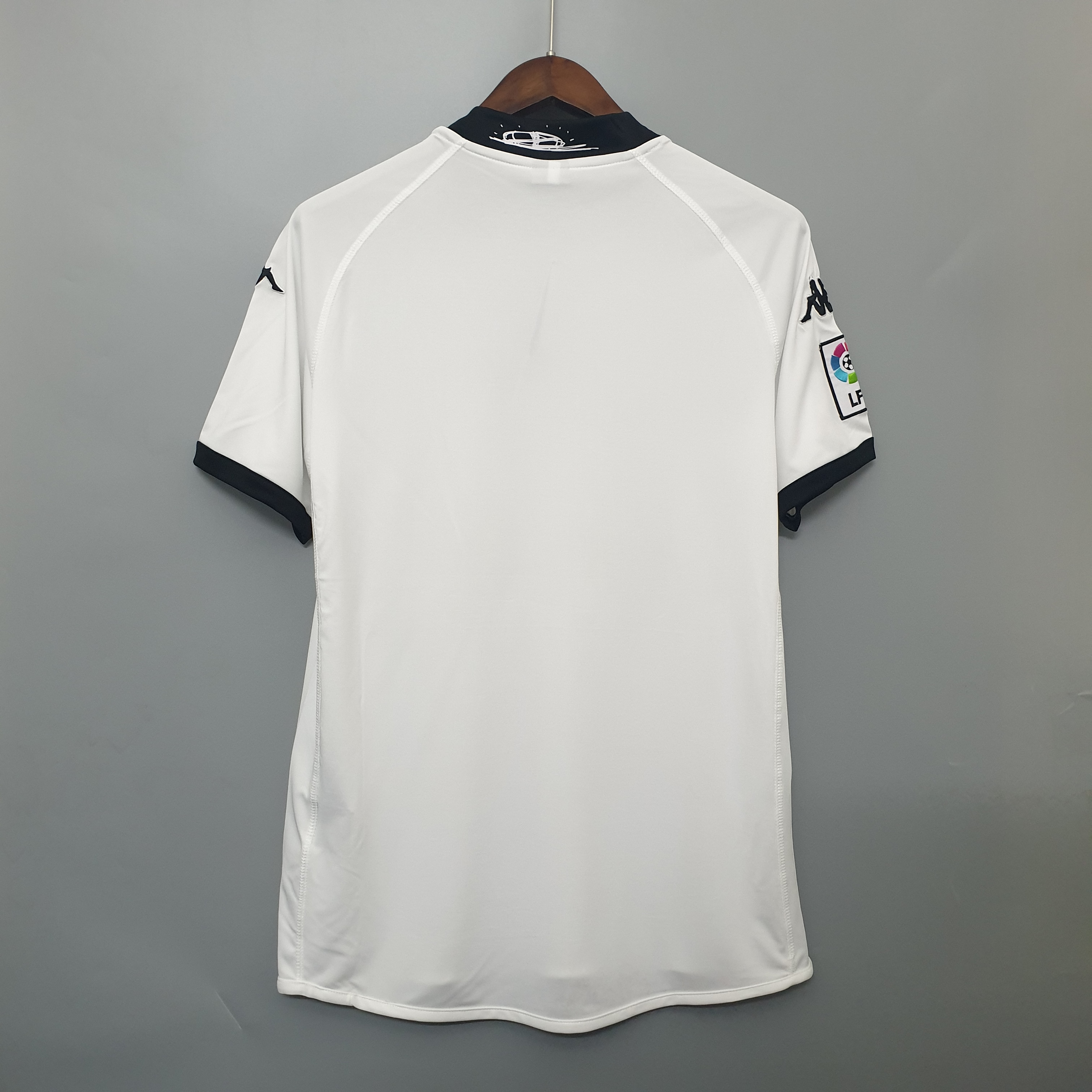 2009/2010 Valencia Home Retro Football Shirt
