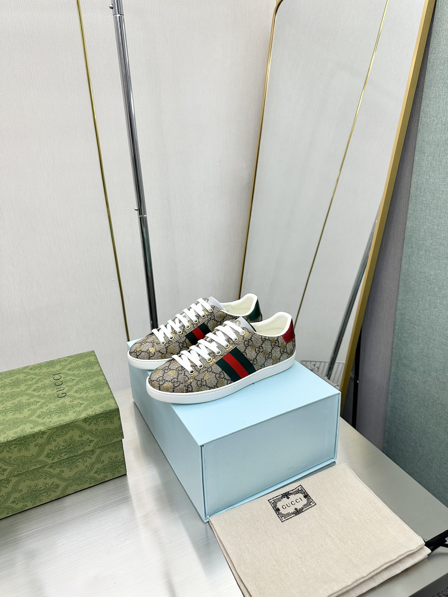 Gucci Ace GG Supreme