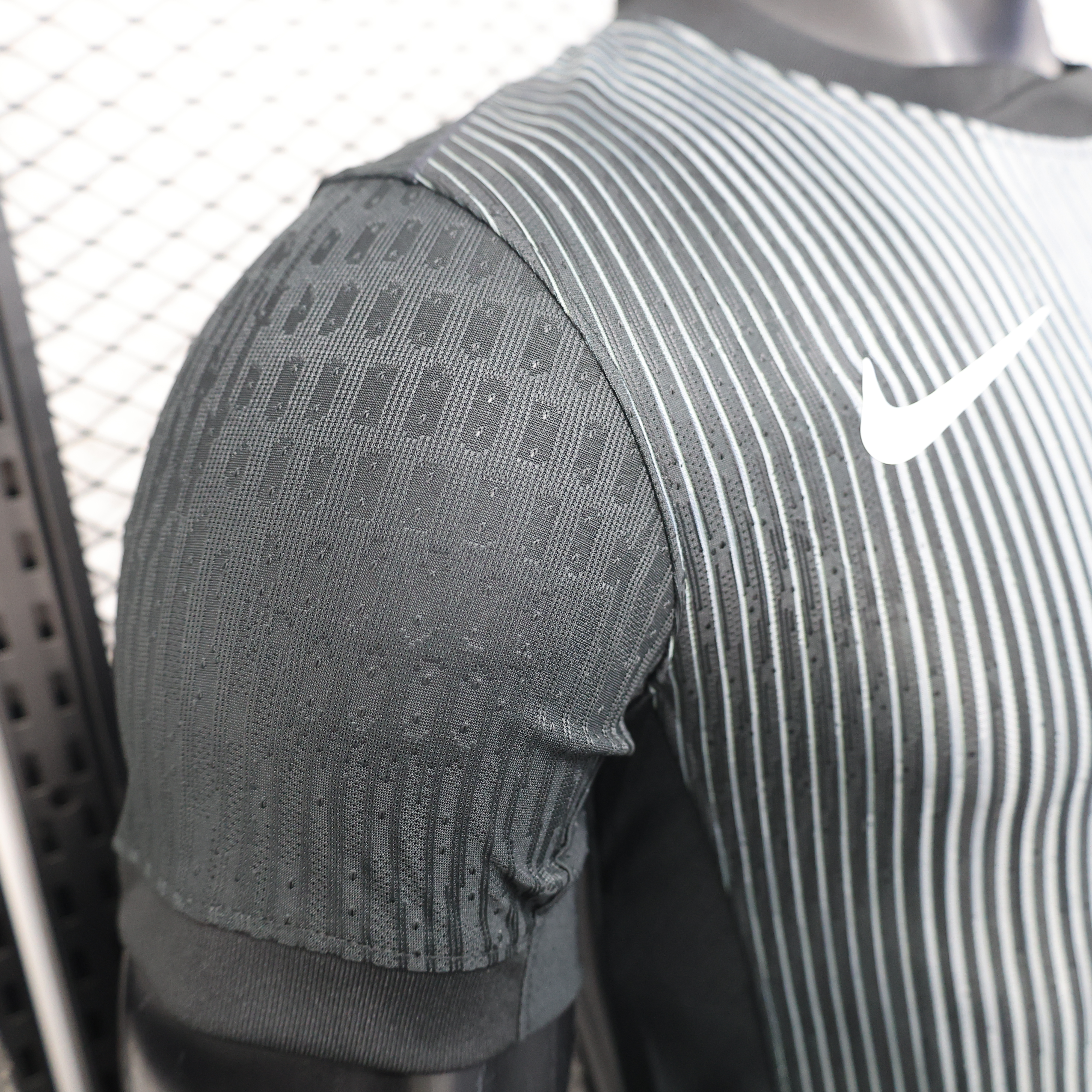 2025/2026 Paris Saint-Germain Goalkeeper Football Shirt (Player Edition)