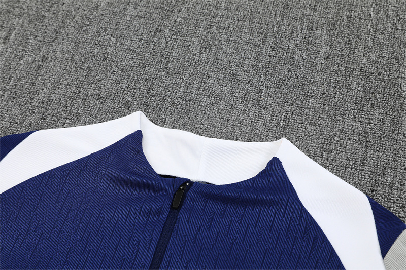 2025/2026 Tottenham Adult Half Zip Training Suit (Adult Kids Kit)