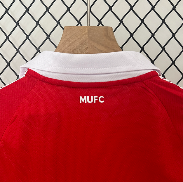 10/11 Manchester United home ground Retro Football Soccer Kids Kit