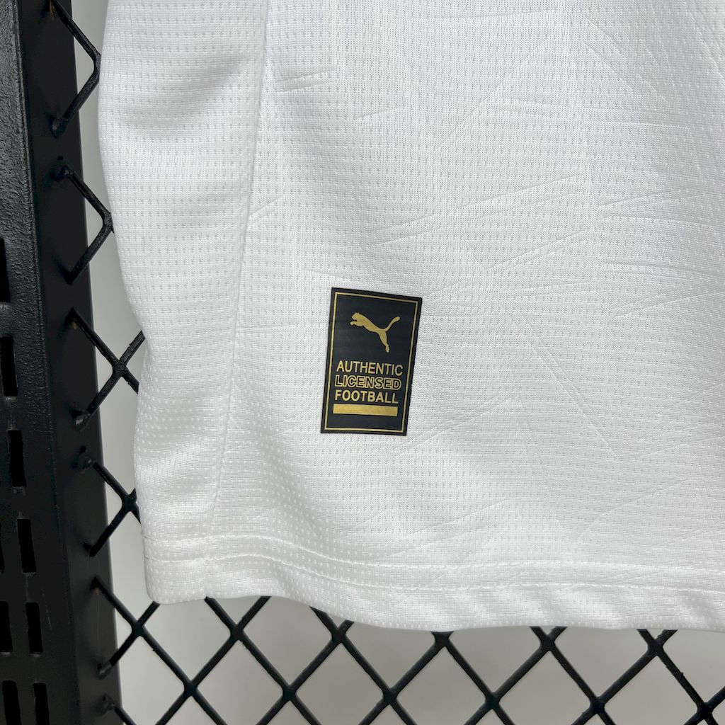 2025/2026 Valencia Home Football Jersey (Fan Edition)