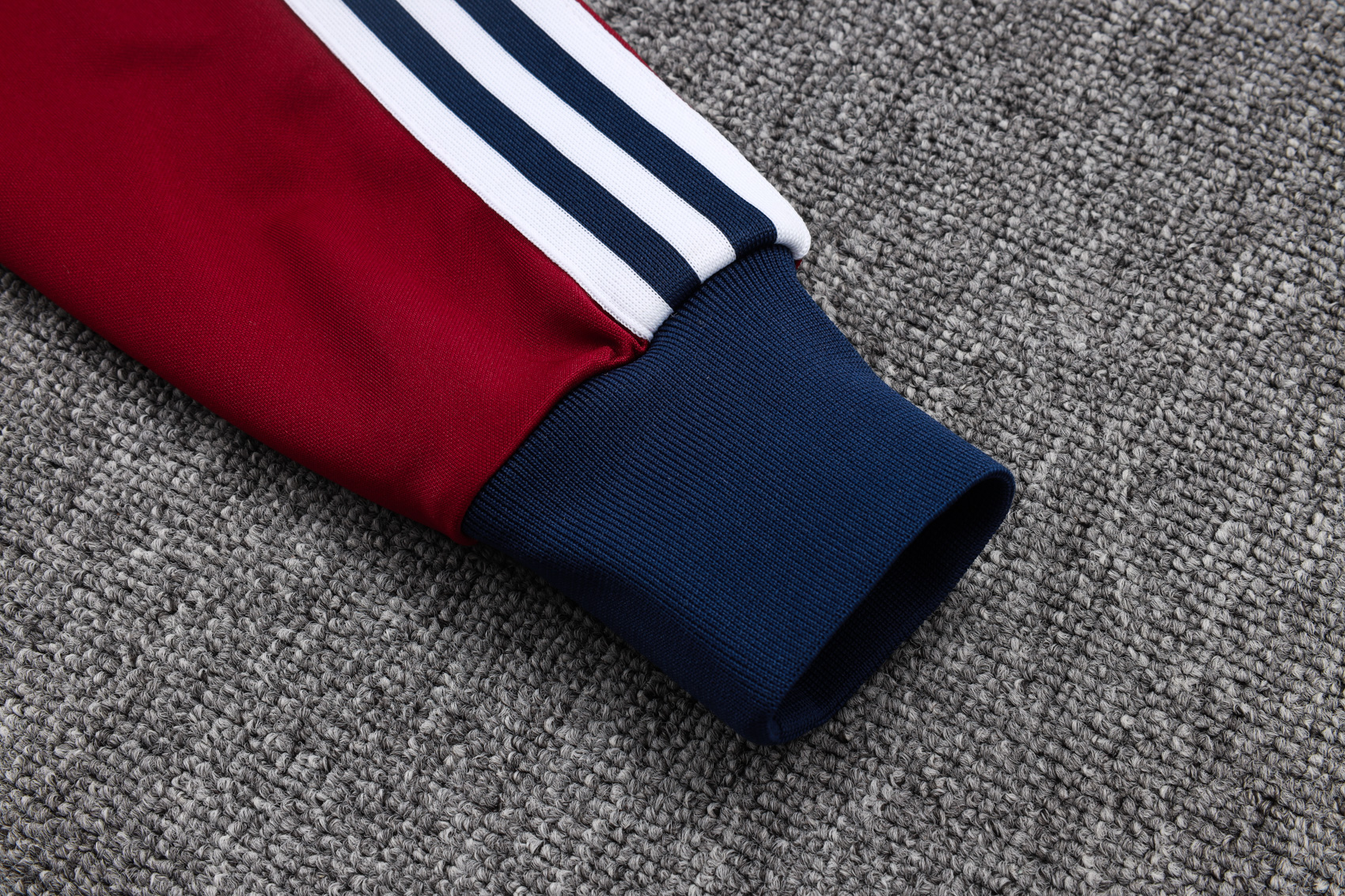 2025/2026 Arsenal Burgundy Adult Full Zip Training Suit (Adult Kit)