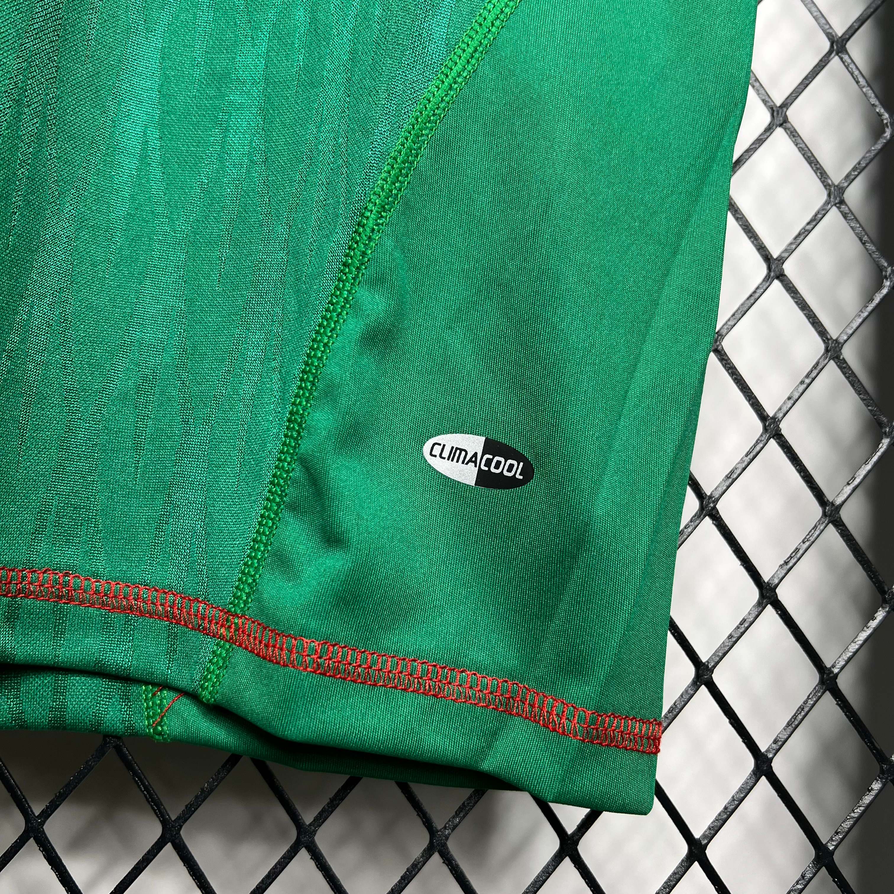 2010 Mexico Home Retro Football Shirt