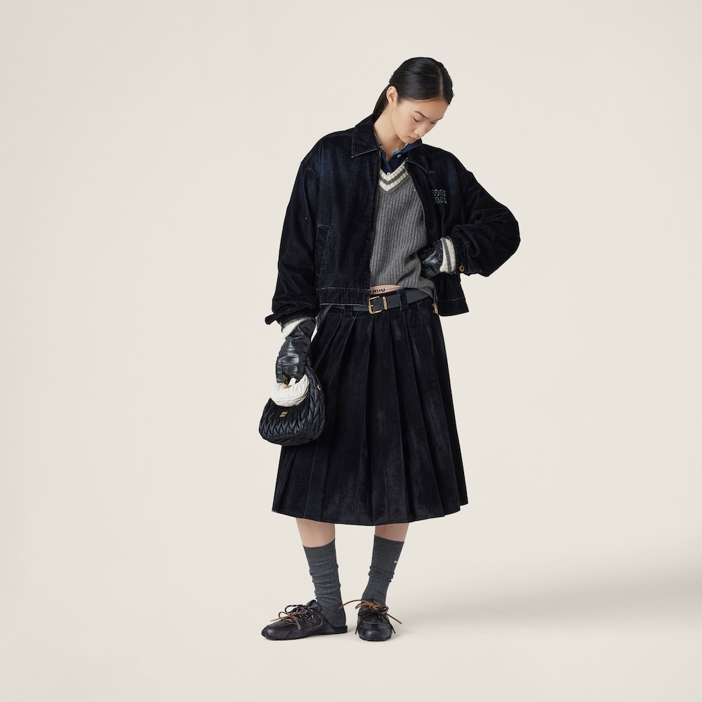 Wool and cashmere V-neck sweater