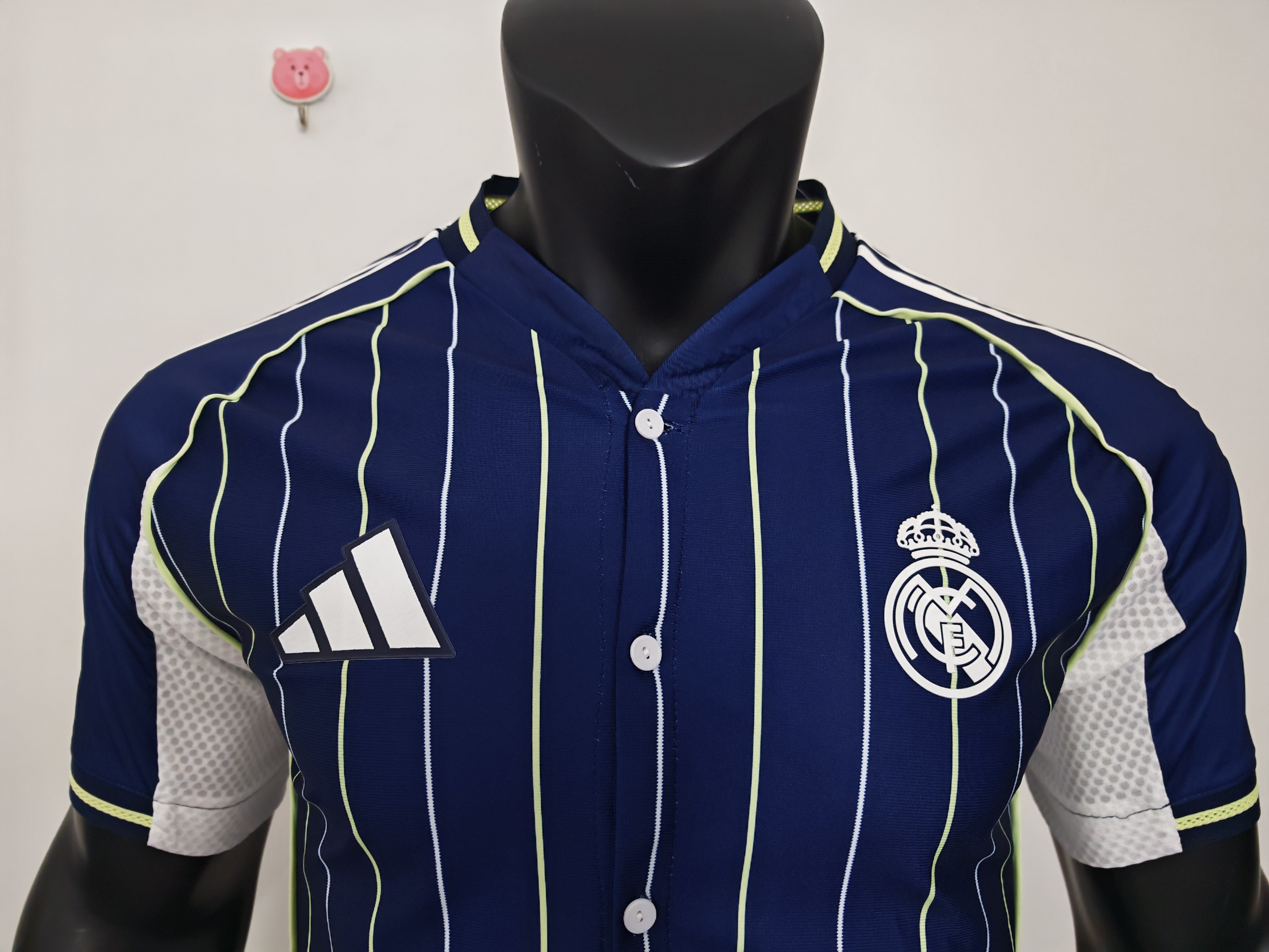 2025/2026 Real Madrid Casual Baseball Style Football Shirt (Player Edition）