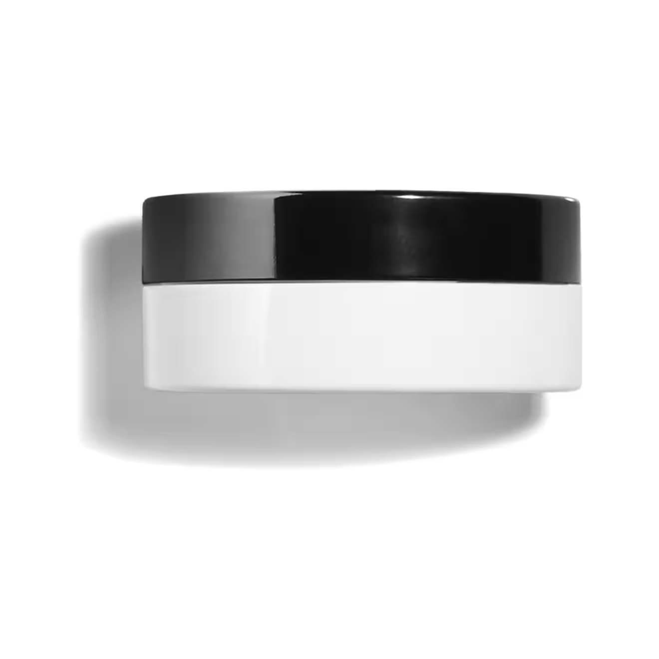 Chanel HYDRA BEAUTY NUTRITION - Nourishing Lip Care