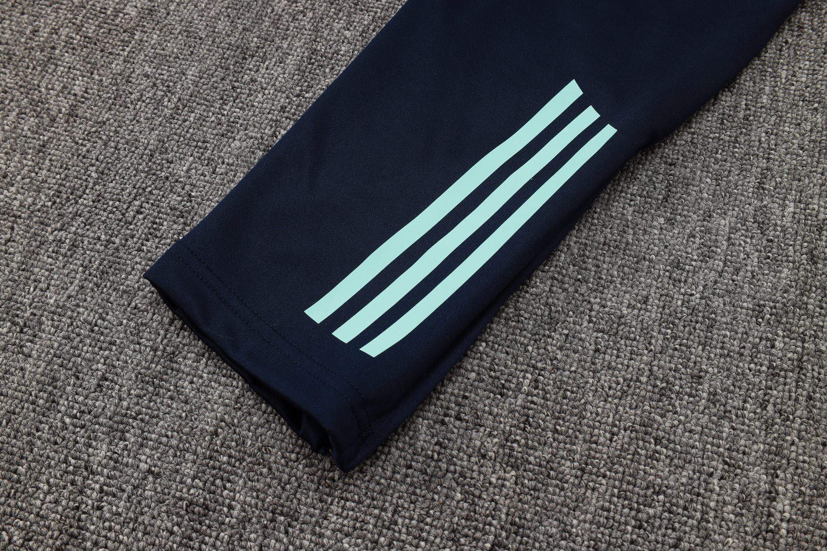 2024/2025 Real Madrid Light Green Adult Half Zip Training Kit (Adult Kit)