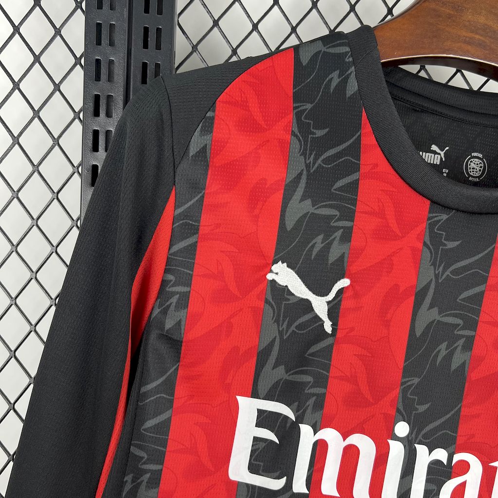 2025/2026 AC Milan Home Long Sleeve Football Shirt (Fan Edition)