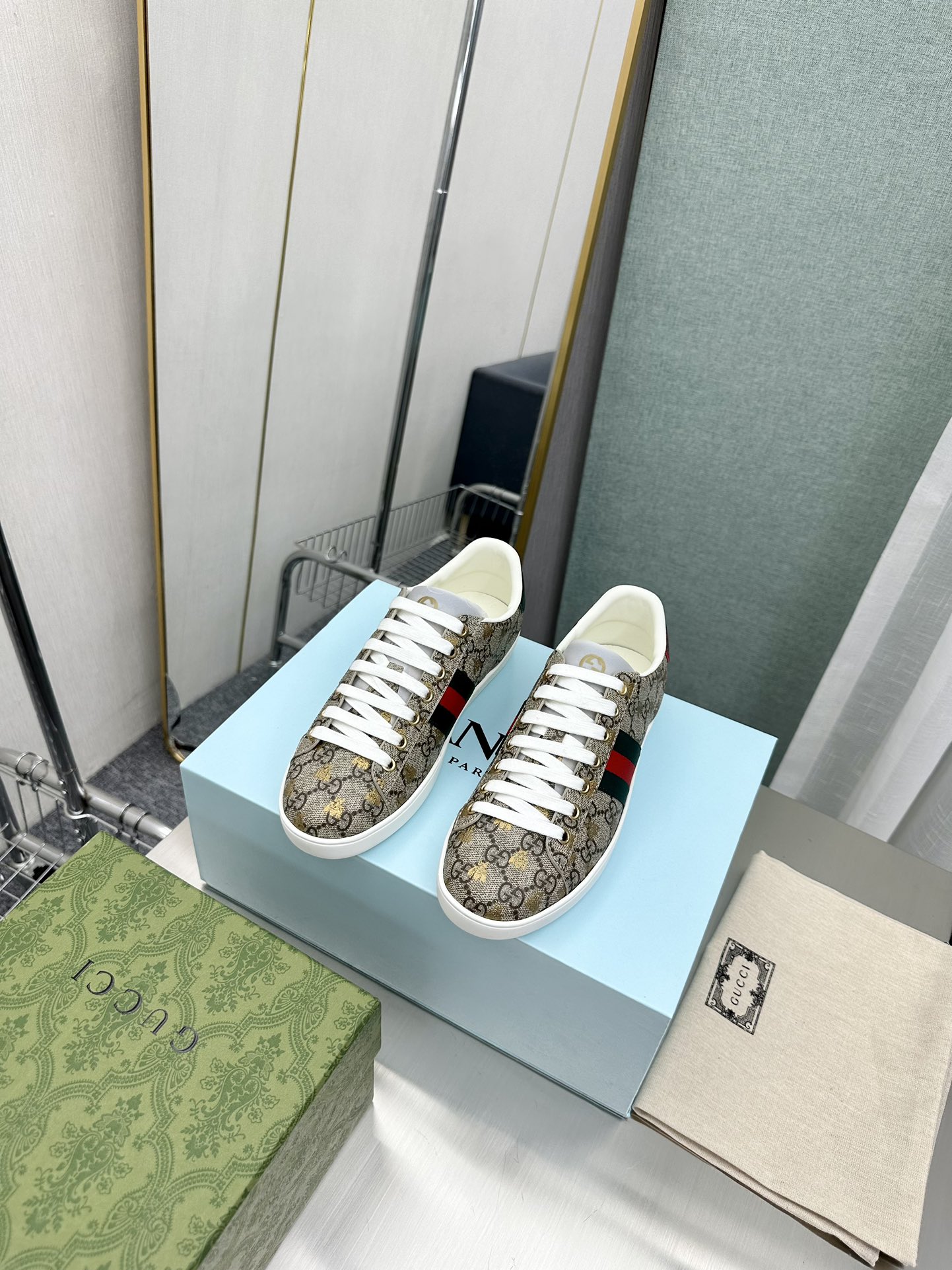 Gucci Ace GG Supreme