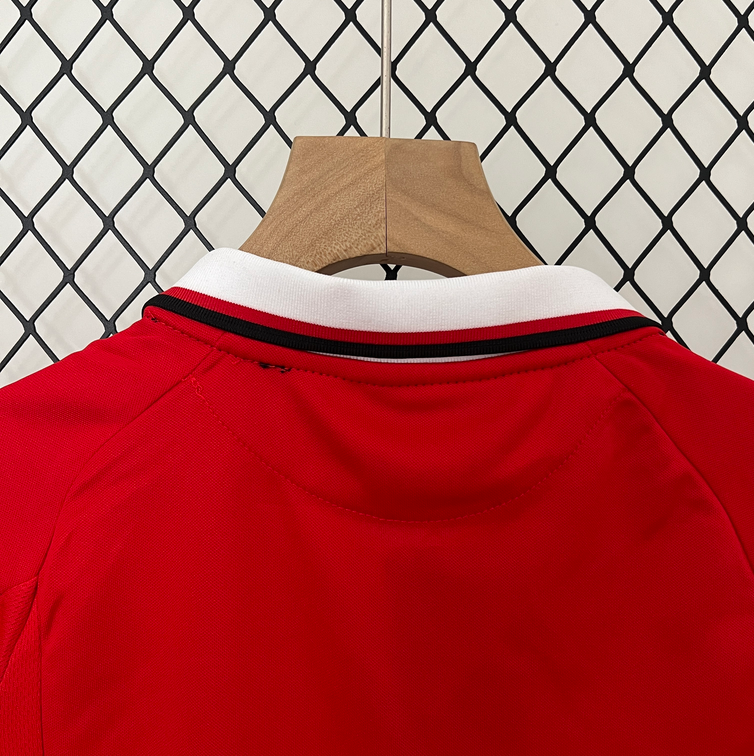 99/90 Manchester United home ground Retro Football Soccer Kids Kit