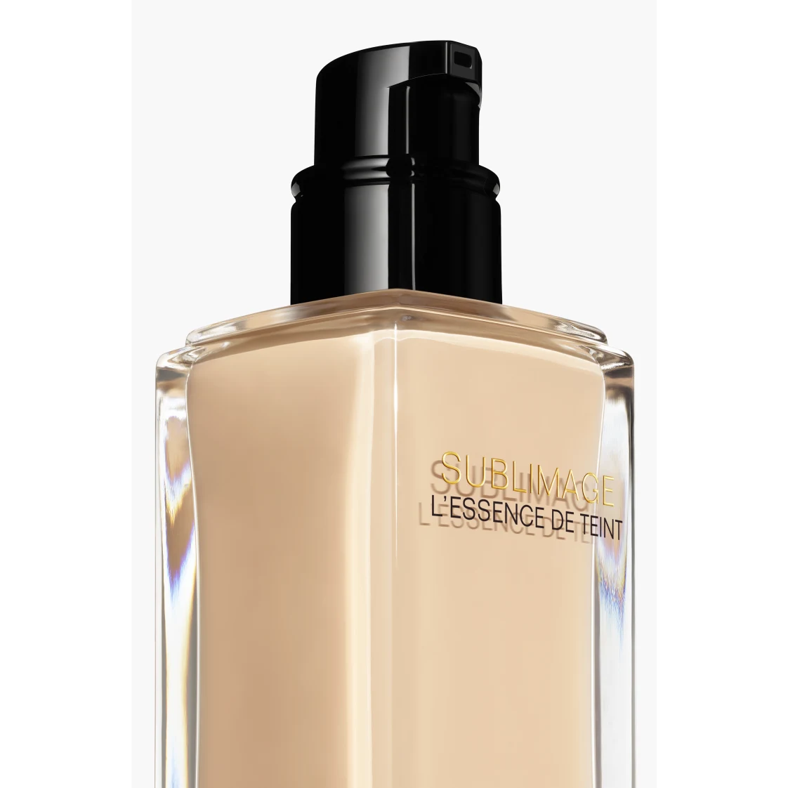 Chanel SUBLIMAGE L’ESSENCE DE TEINT Ultimate Serum Foundation: Unifies and Enhances