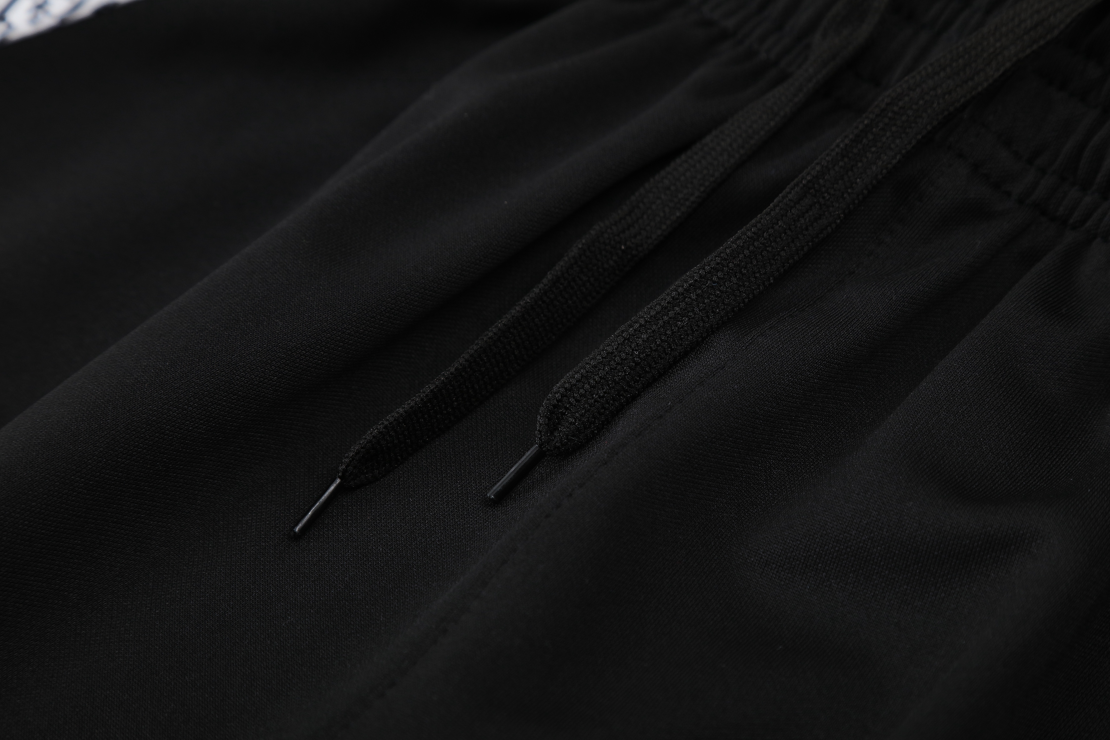 2025/2026 Arsenal Adult Long Sleeve Hood Kit