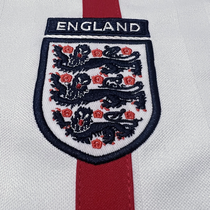 2002 England Home Retro Football Shirt