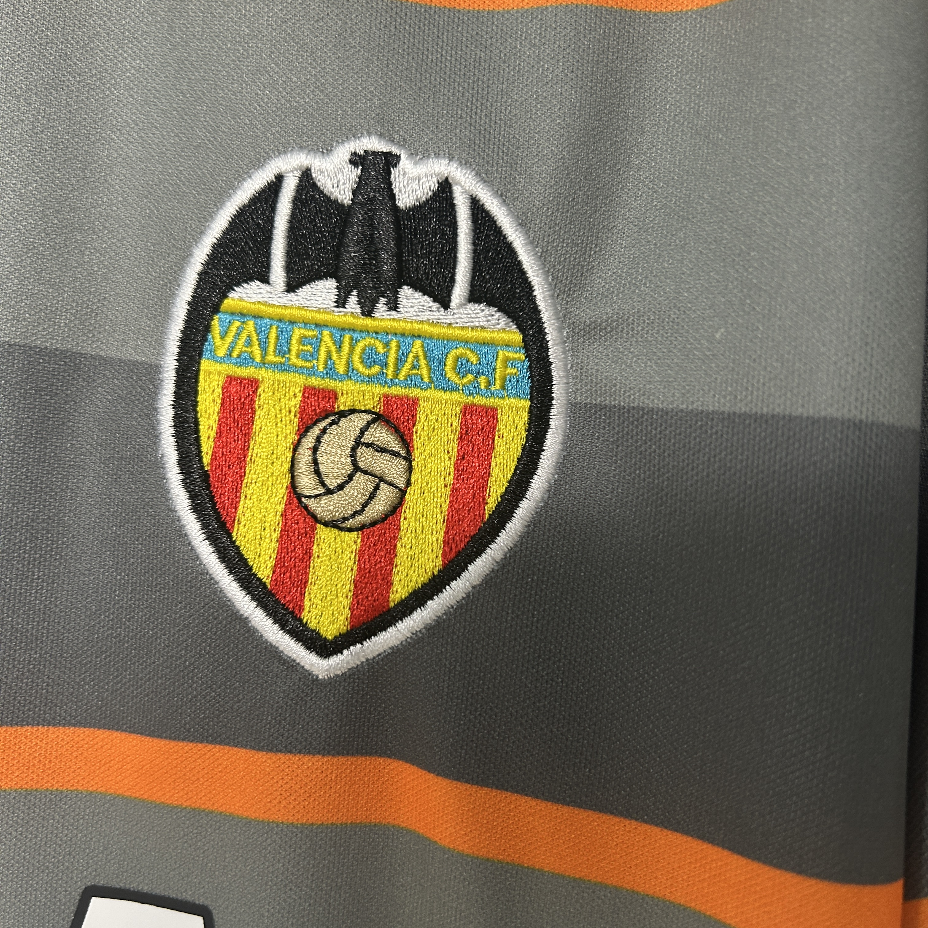 1999/2000 Valencia Third Away Retro Football Shirt