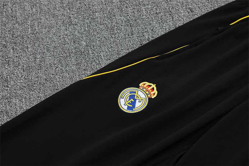 25/26 Real Madrid black Half Zip Training Kit (Adult Kids Kit)