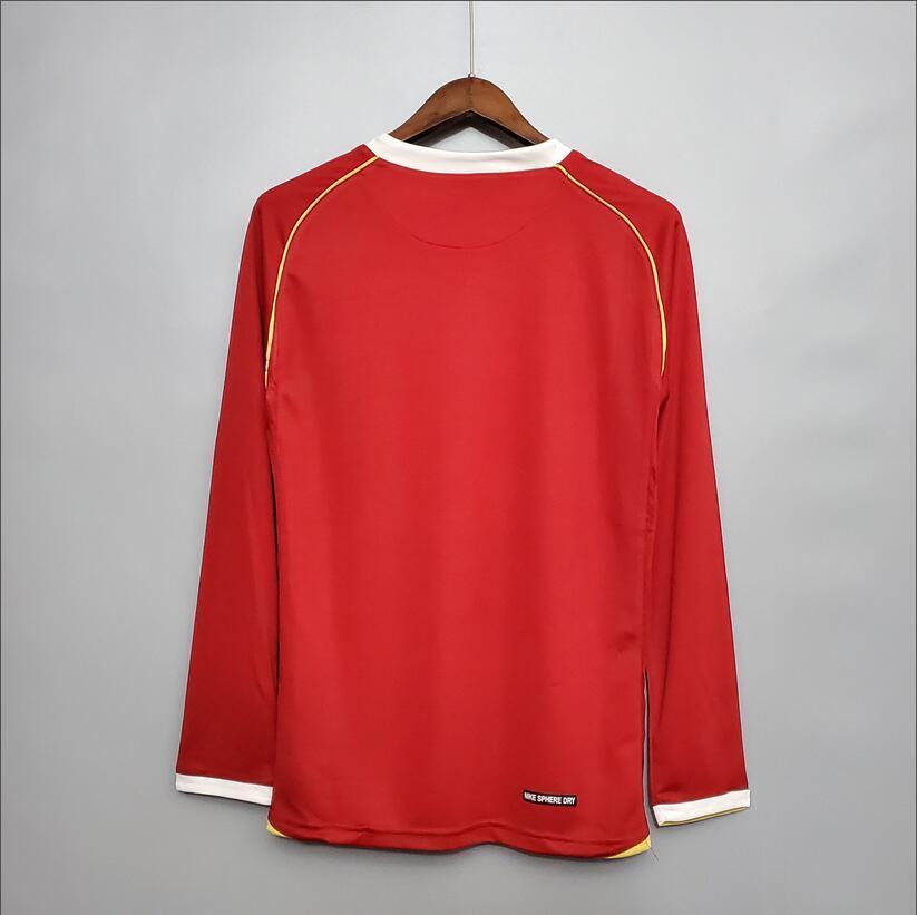 06/07 Manchester United home long sleeved retro football jersey
