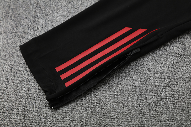 2025/2026 Liverpool Black Adult Half Zip Training Suit (Adult Kit)