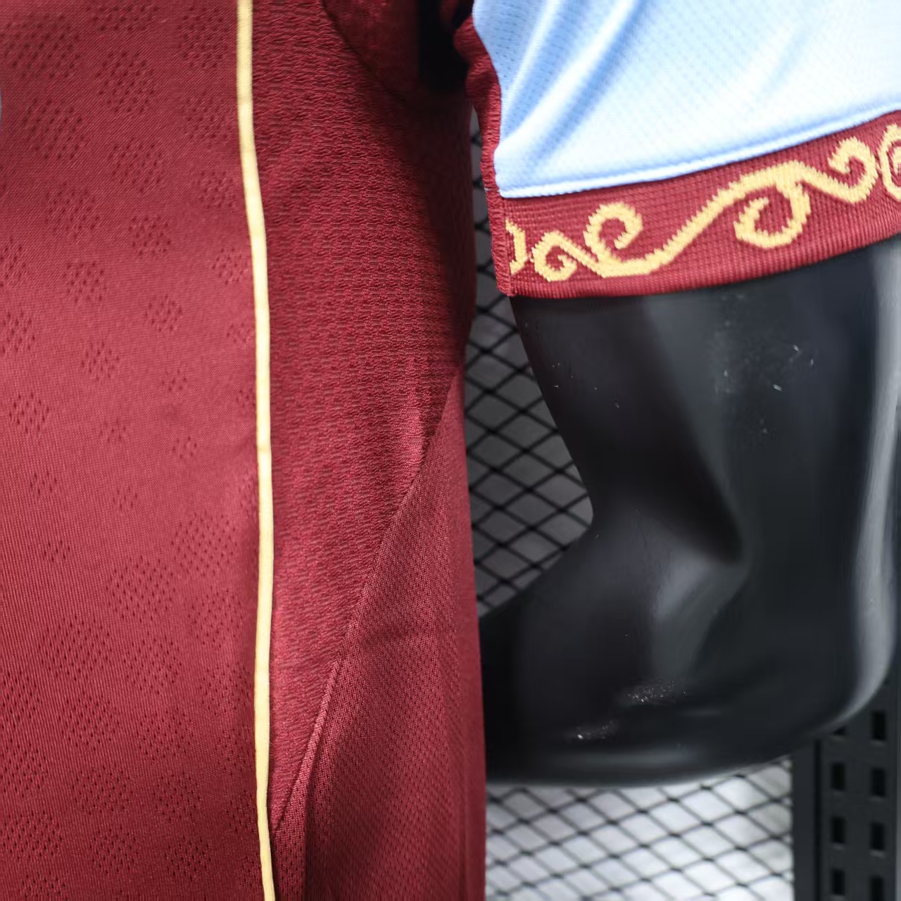 2025/2026 Aston Villa Home Football Shirt （Player）