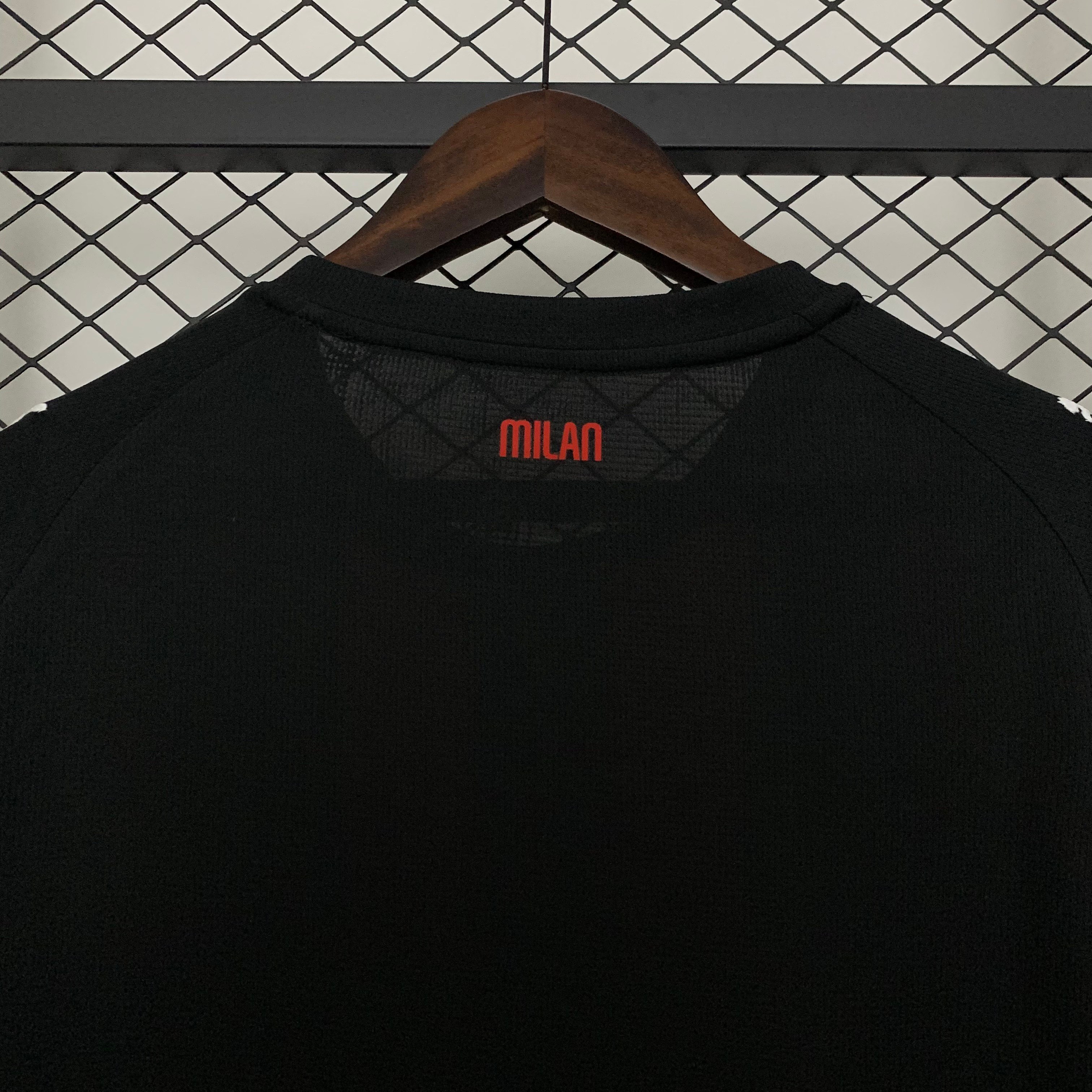 2025/2026 AC Milan Home Football Shirt (Fan Edition)