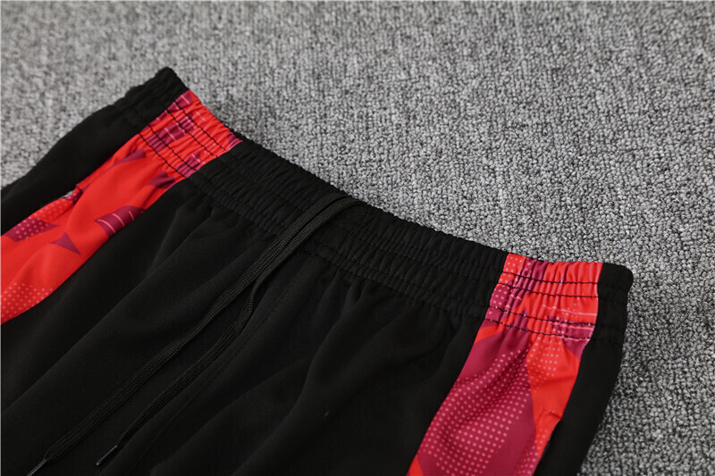 24/25 Manchester United white Half Zip Training Kit (Adult Kids Kit)