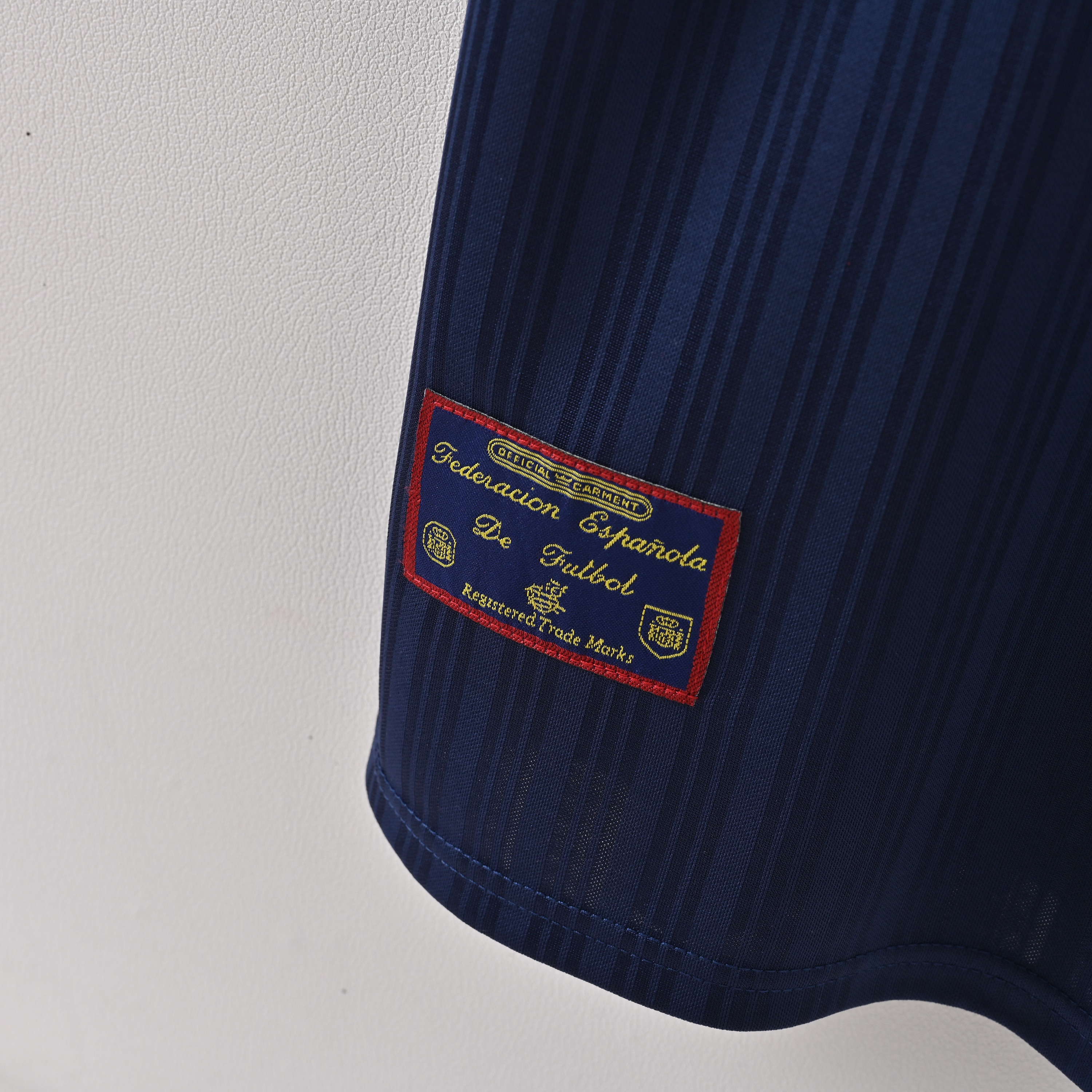 1996 Spain Away Retro Football Shirt