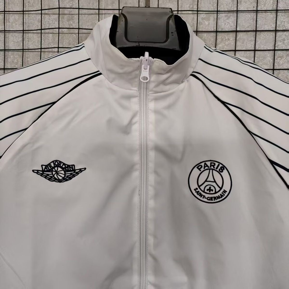 2025/2026 Paris Saint-Germain Long Zip Windbreaker (Jacket)