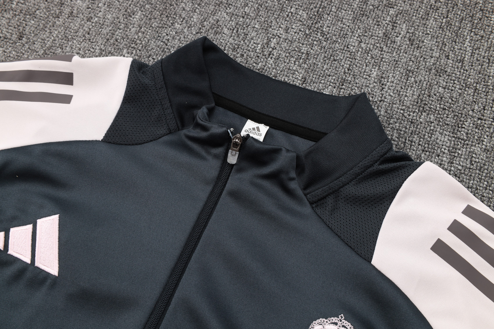2024/2025 Real Madrid Grey Adult Half Zip Training Kit (Adult Kit)