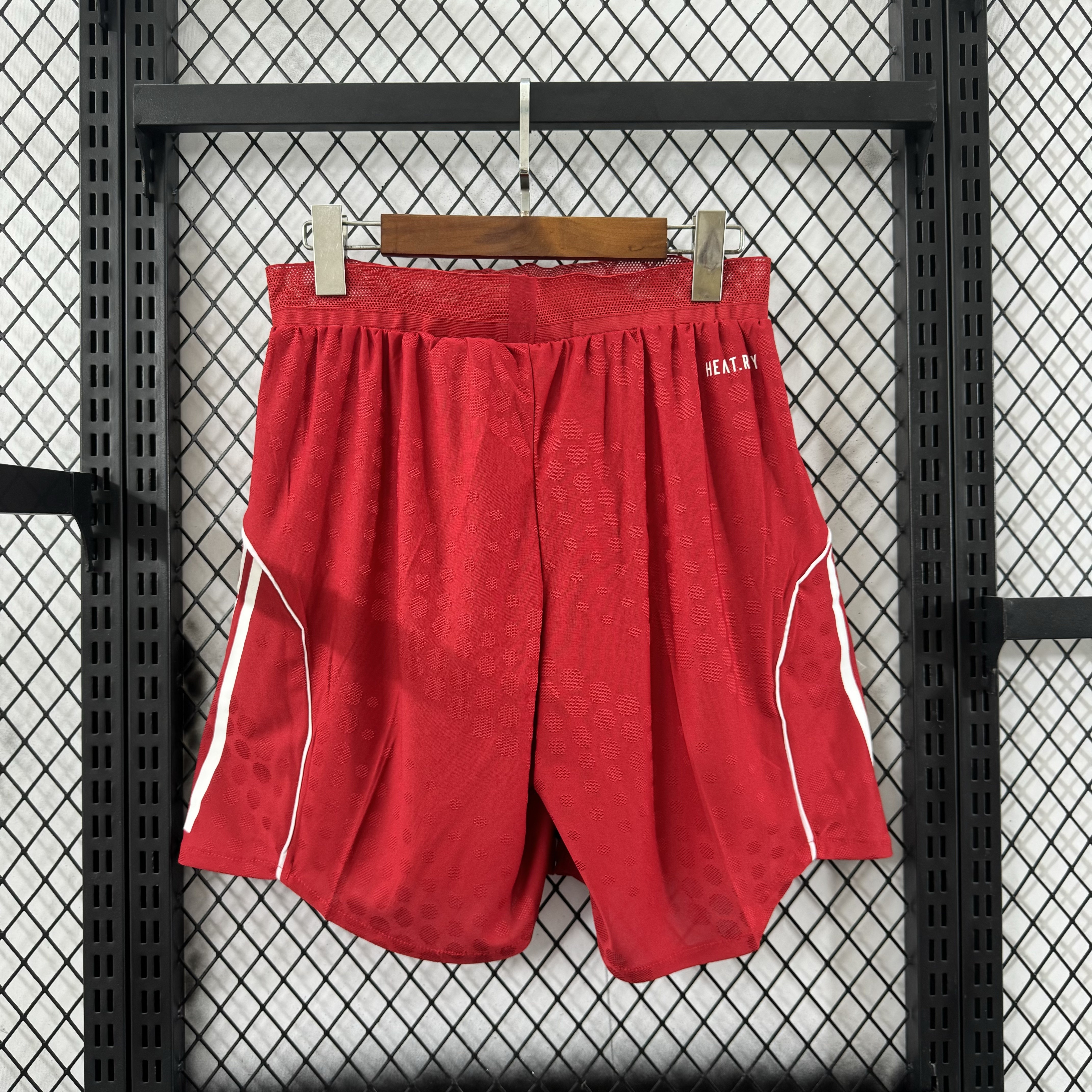 2025/2026 Liverpool Home Shorts (Players)