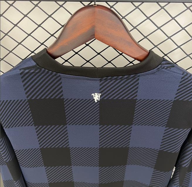 13/14 Manchester United away long sleeved retro football jersey