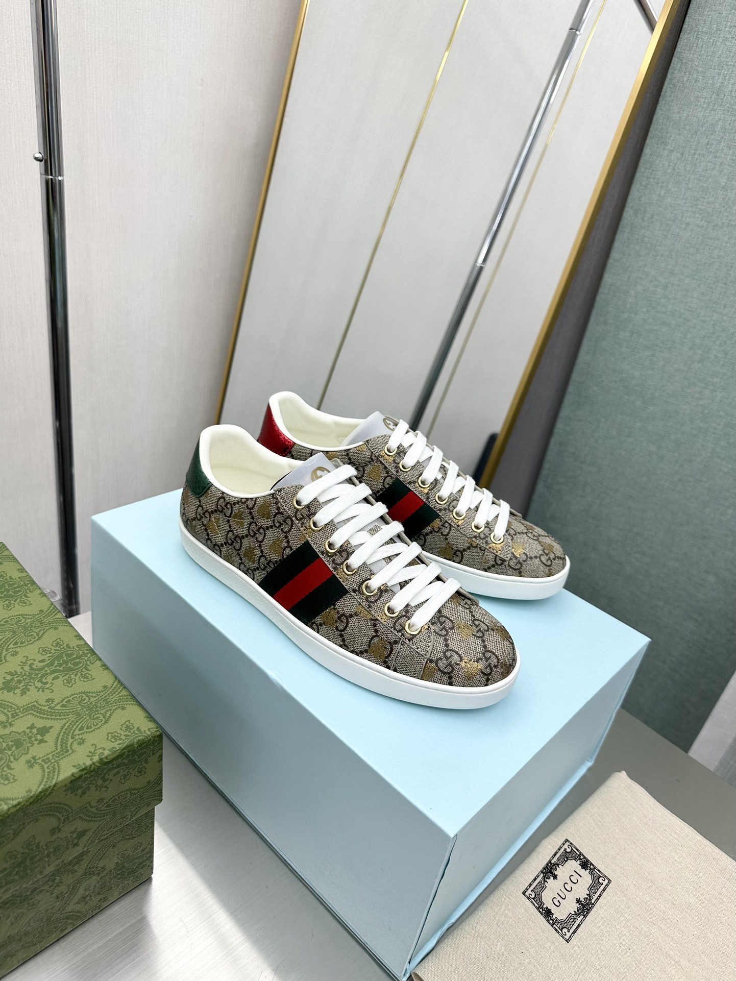 Gucci Ace GG Supreme