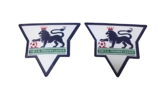 02/04 Manchester United home long sleeved retro football jersey