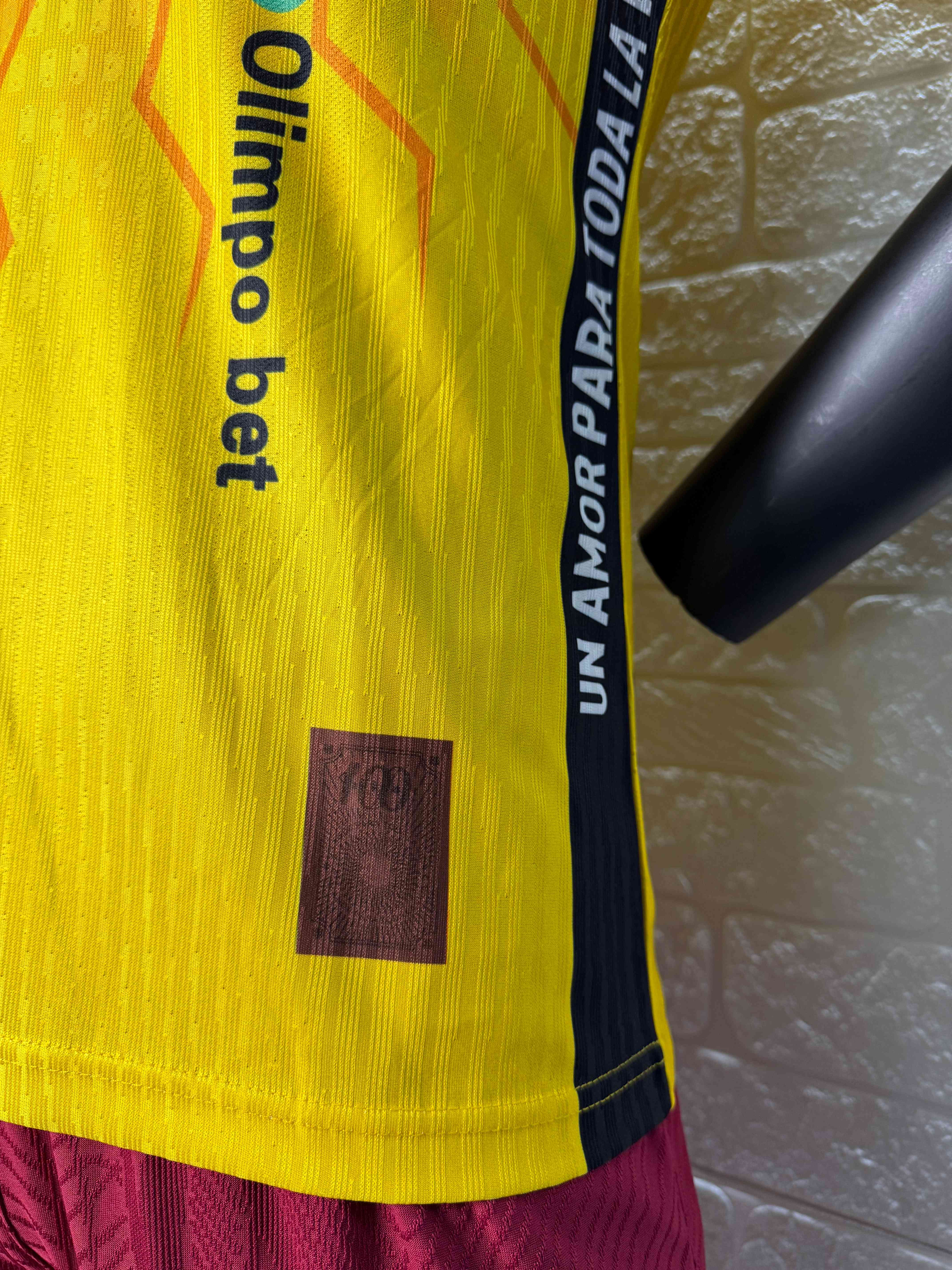 2025/2026 Barcelona 100th Anniversary Football Jersey (Player Edition)