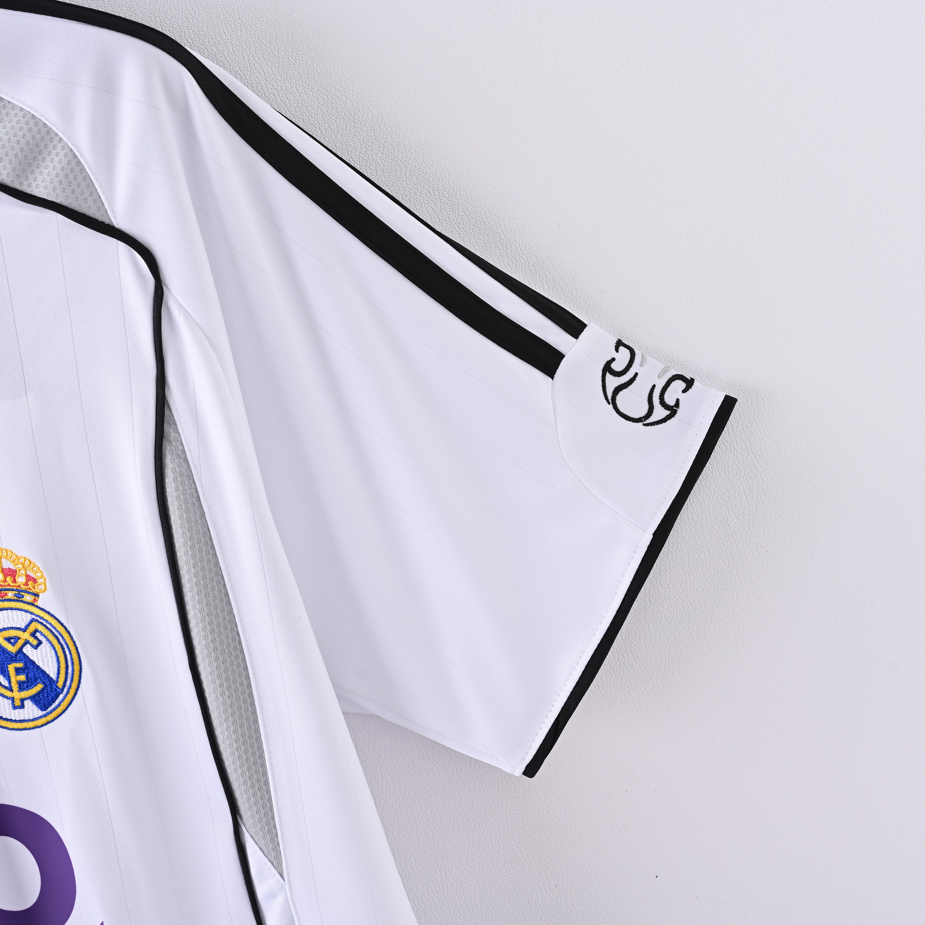 2006/2007 Real Madrid Away Retro Football Shirt