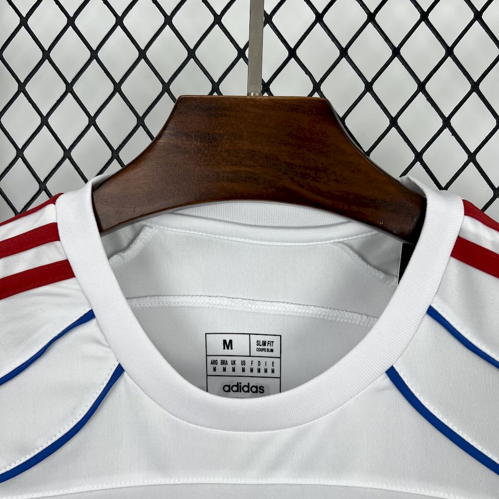 2025/2026 Bayern Munich Casual Football Jersey (Fan Edition)