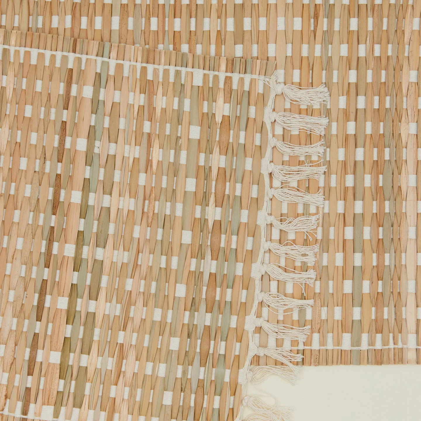 Ives Rivergrass Runner