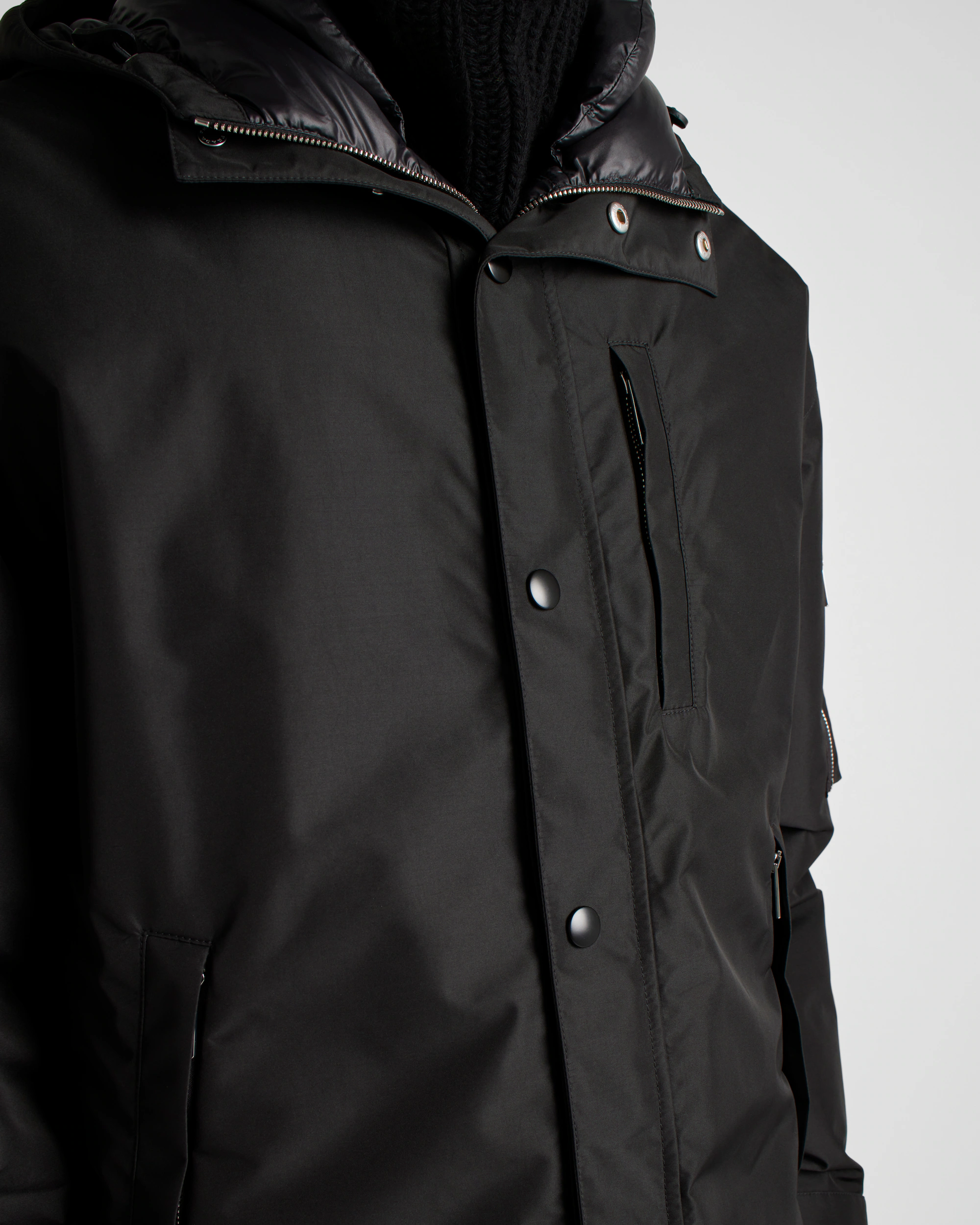 P Technical fabric down jacket with hood