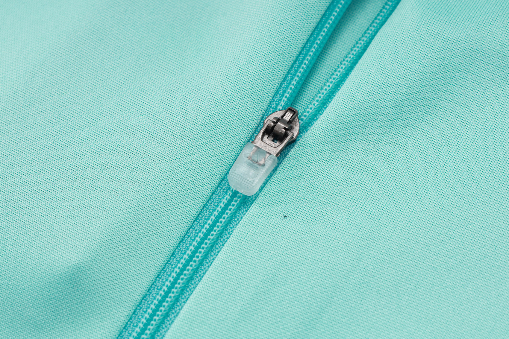 2024/2025 Real Madrid Light Green Adult Half Zip Training Kit (Adult Kit)