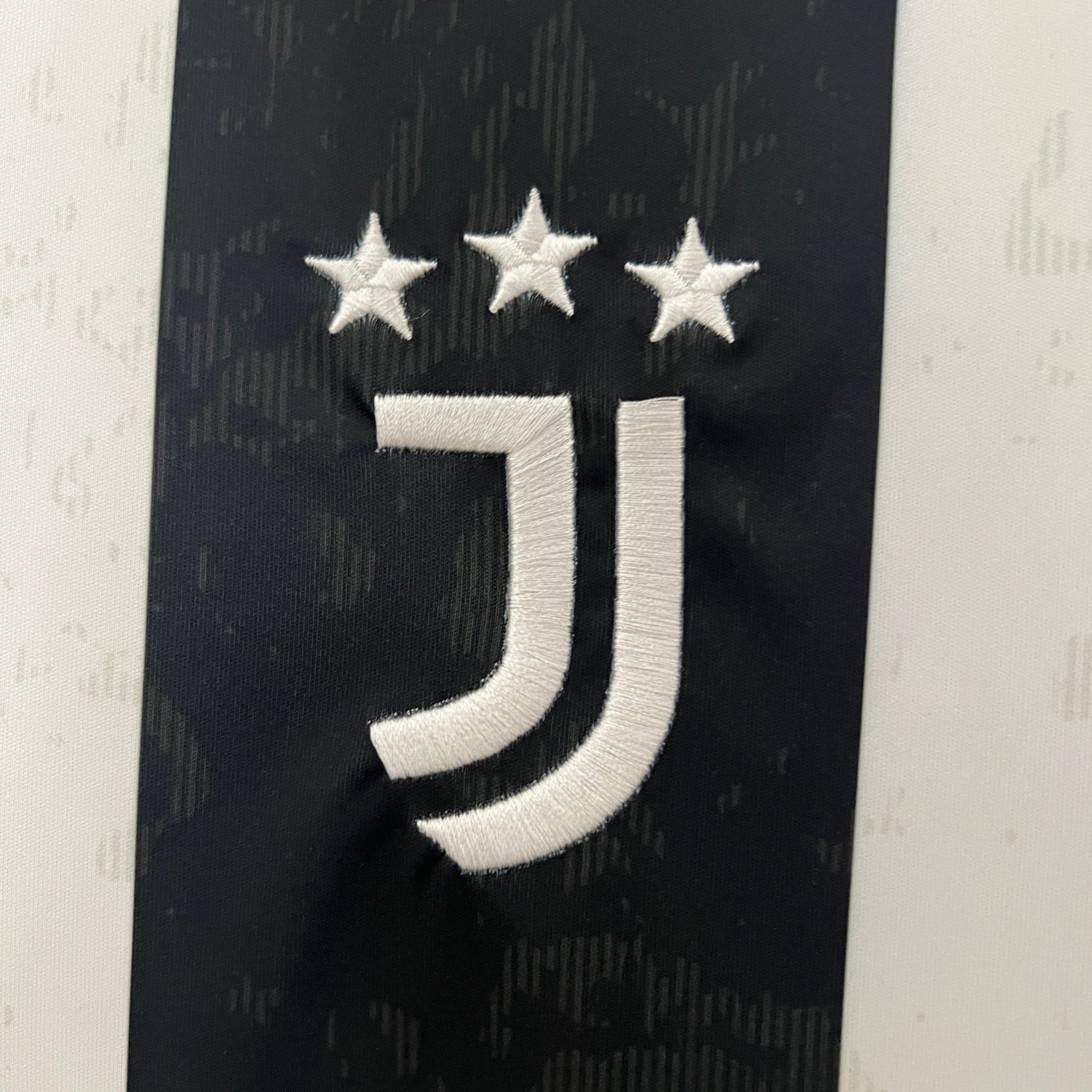 2024/2025 Juventus Home Football Shirt (FANS)