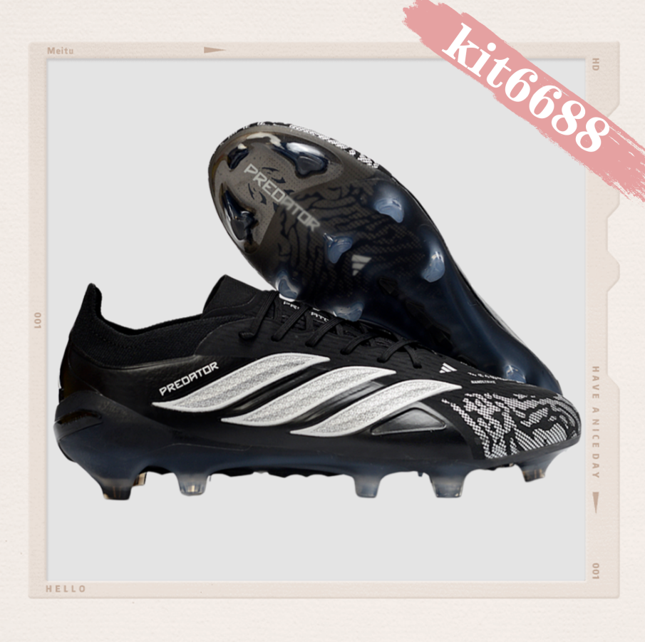 A Predator Elite FG 26 Full Knit Soccer Boots
