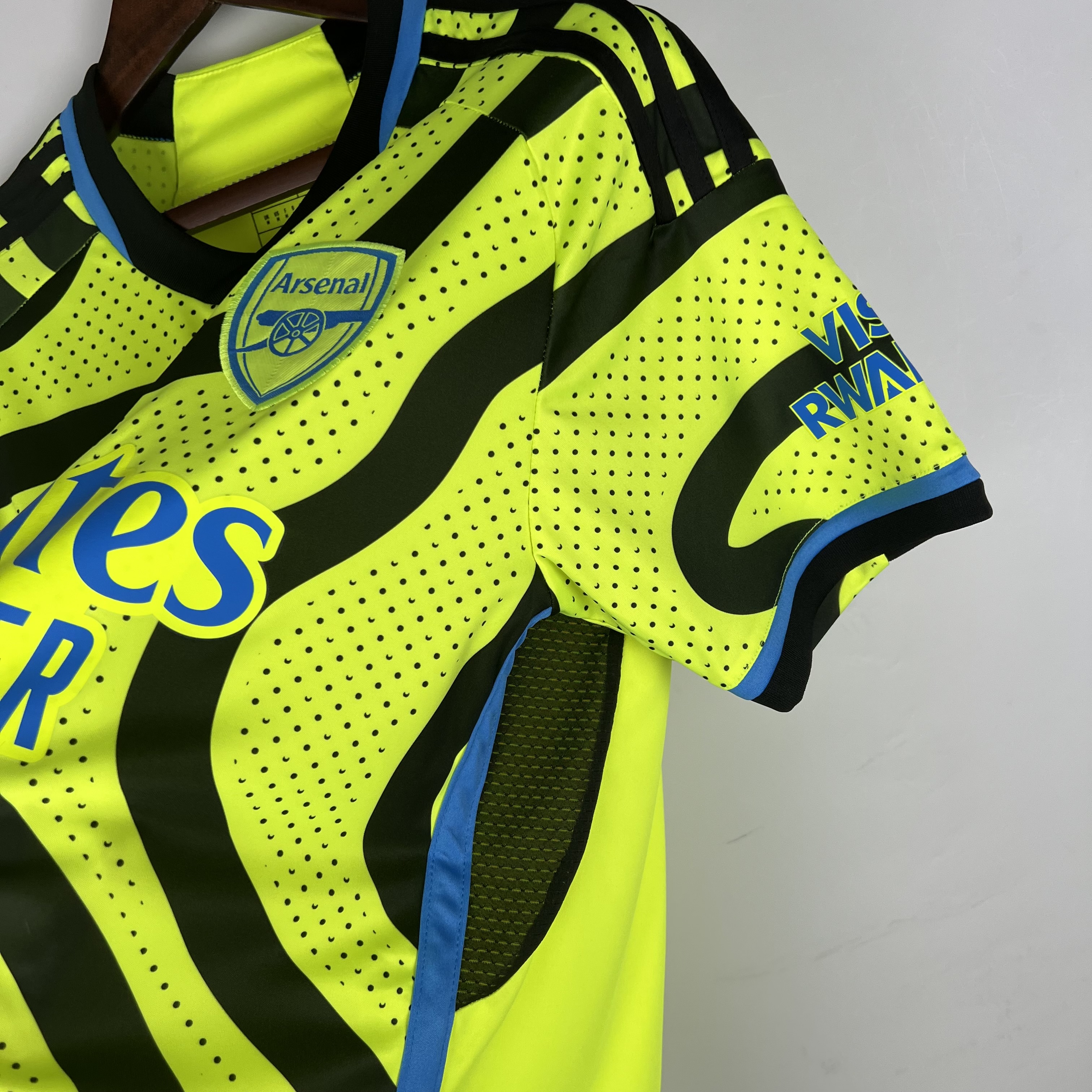 2023/2024 Arsenal Away Football Shirt (Fans)