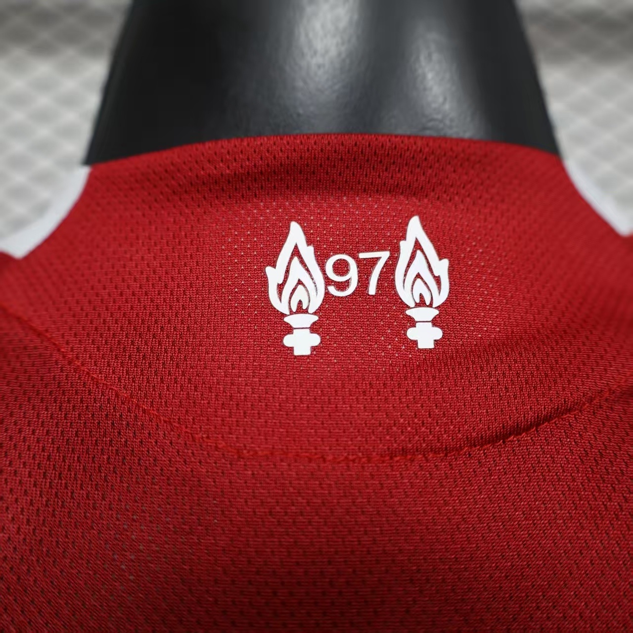 2025/2026 Liverpool “Play On” Home Football Shirt (Player)