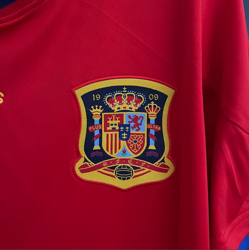 2010 Spain home Retro Football Shirt