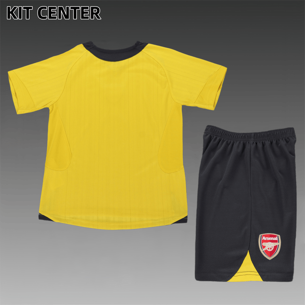 05/06 Arsenal Away Retro Football Shirt (Kids Kit)