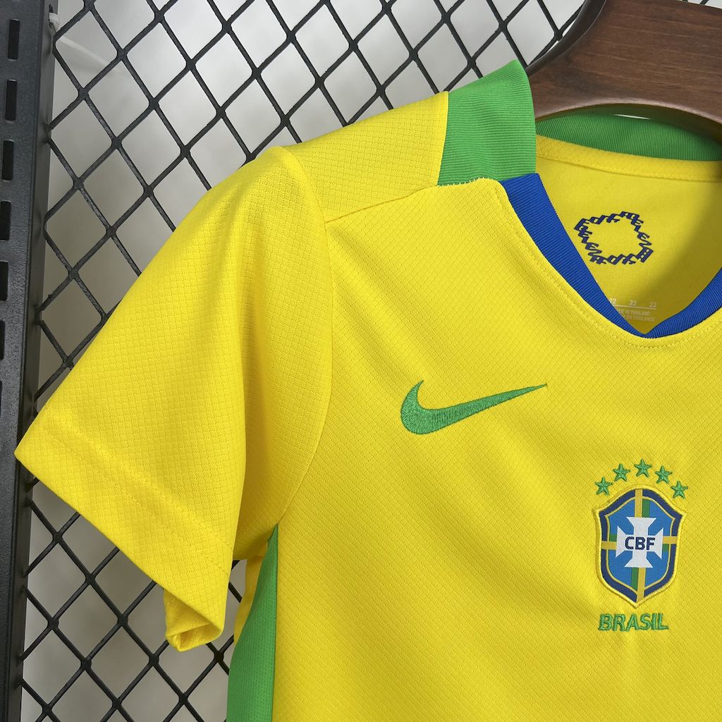2025/2026 Brazilian Home  Football Shirt Kids Kit socks