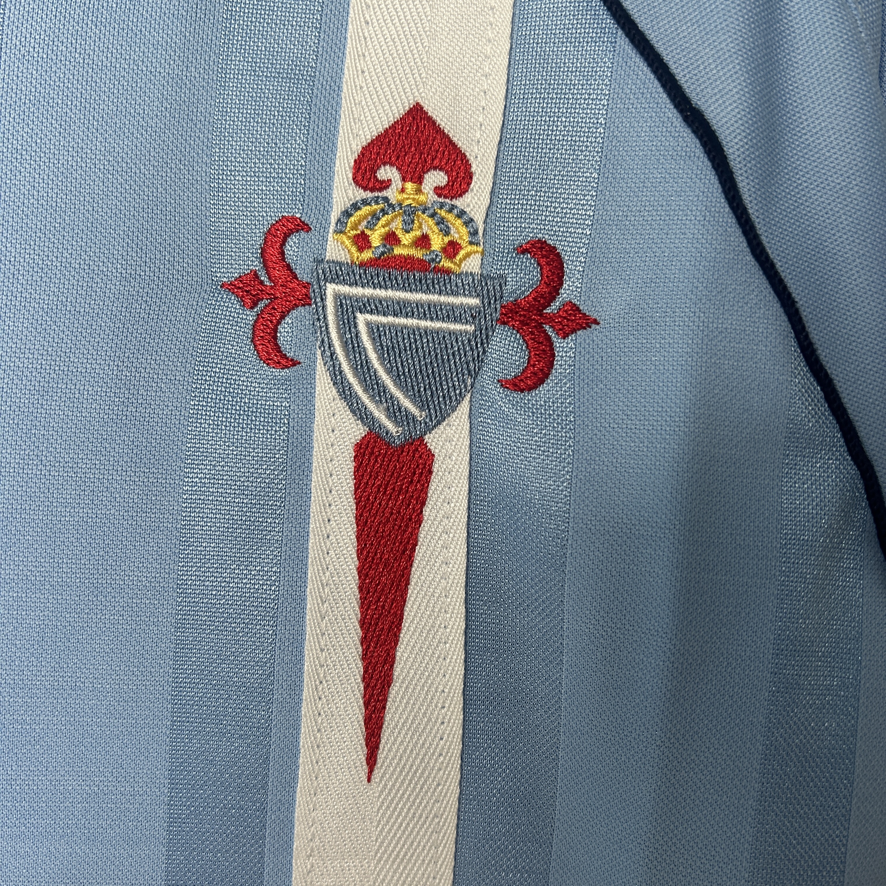 2001/2002 Celta Vigo Home Retro Football Shirt