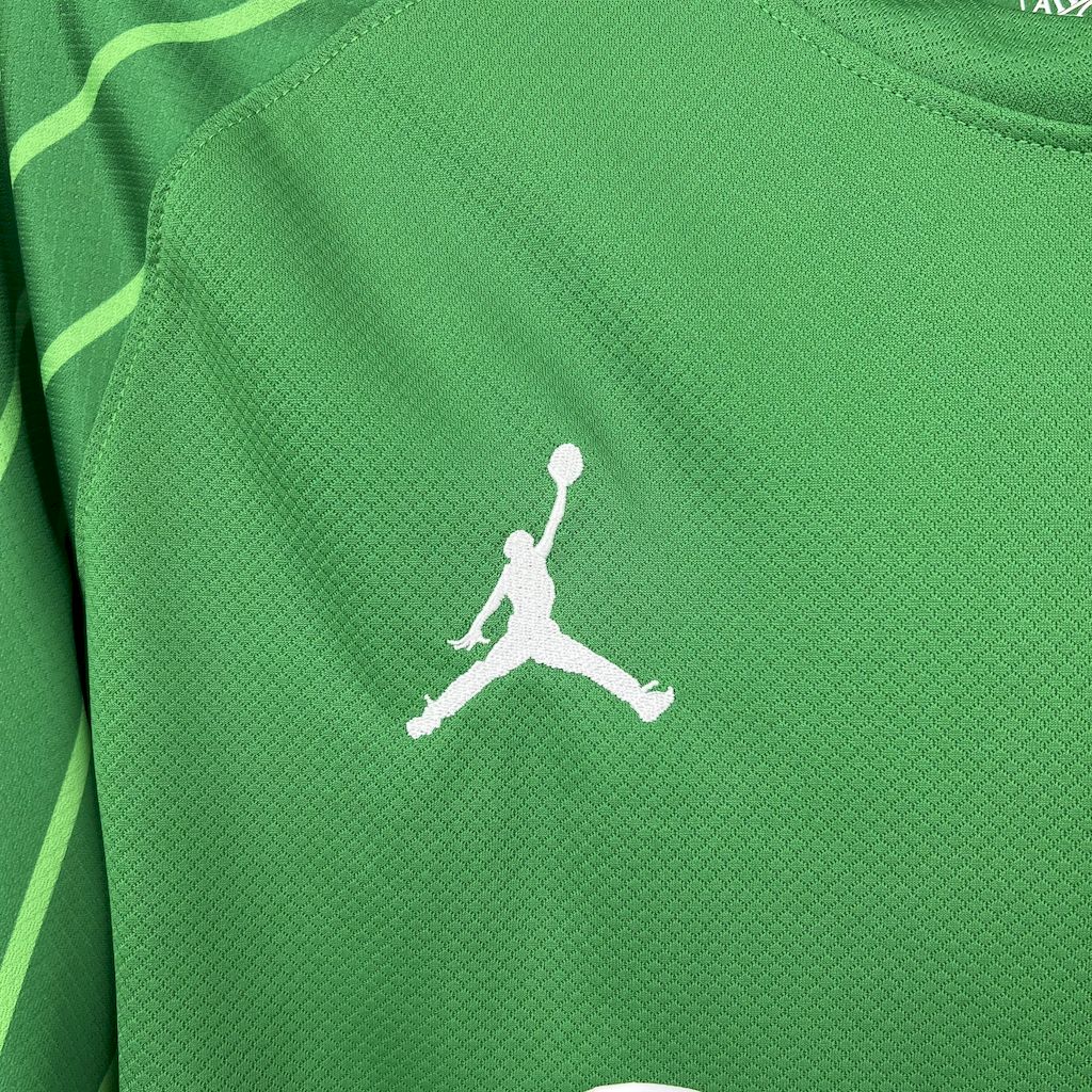 2025/2026 Paris Saint-Germain Green Goalkeeper Football Jersey (Fan Edition)