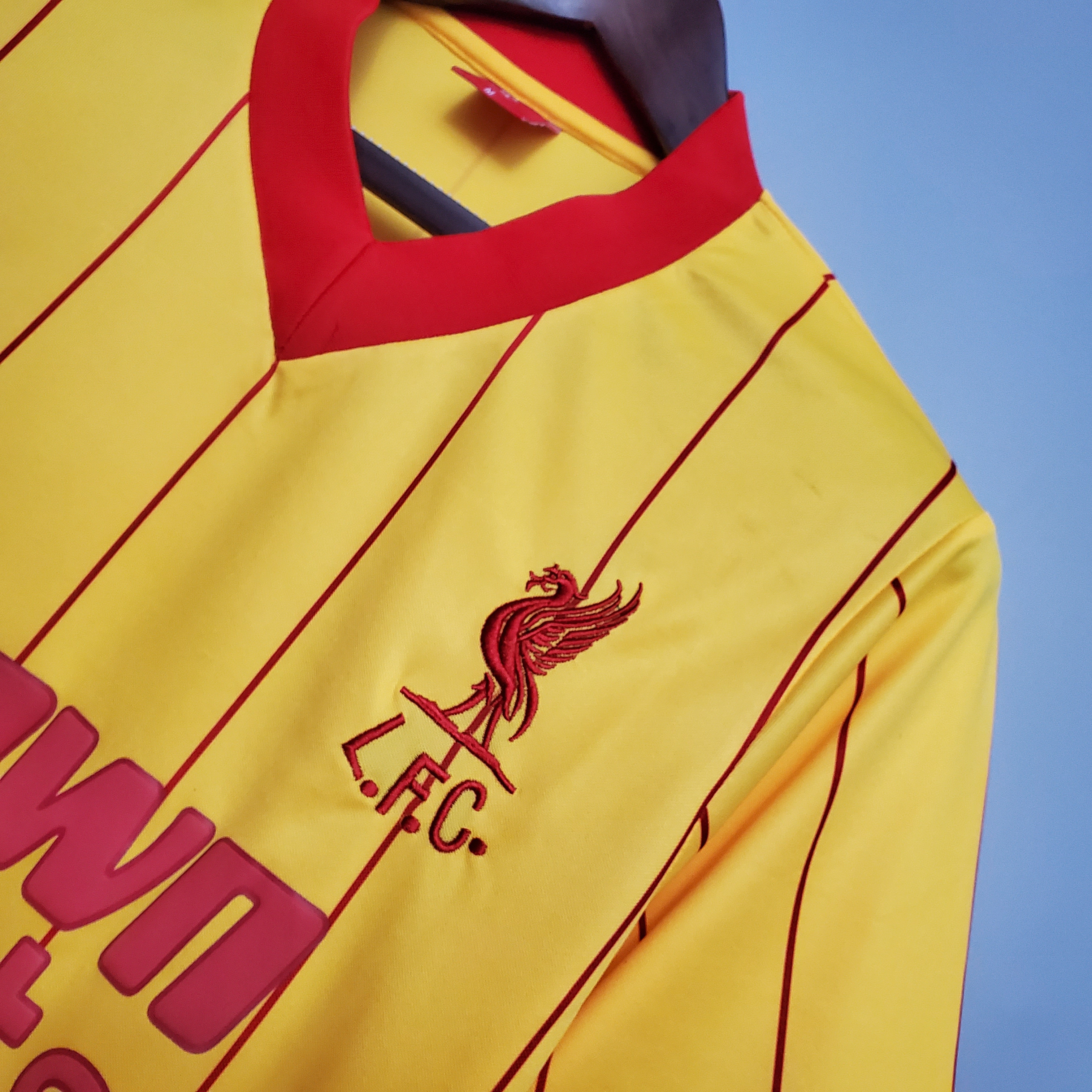 1984 Liverpool Retro Away Football Shirt