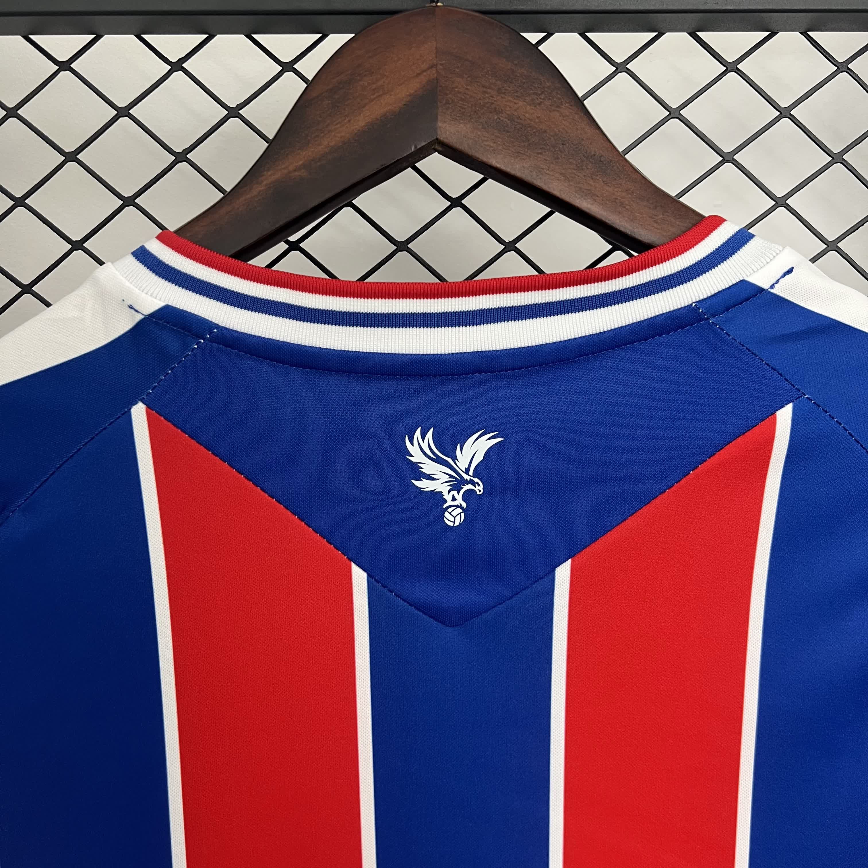 2025/2026 Crystal Palace Home Football Shirt (Fan Edition)